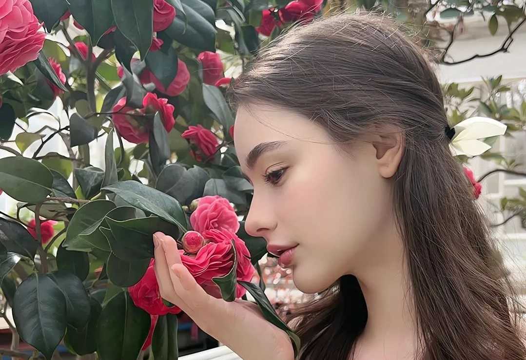 Life Photos of Foreign Beauties: Issue 108 - The Alluring Images of an Amateur Model