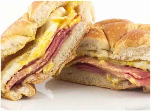 Gastronomic Gems: Iconic Dishes from Three American States